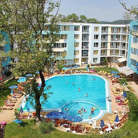 One Bedroom At Yassen Complex. 5 Mins To The Beach Apartment *