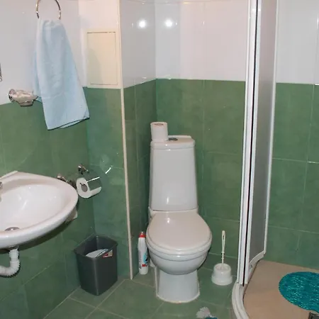 Apartment One Bedroom At Yassen Complex. 5 Mins To The Beach *